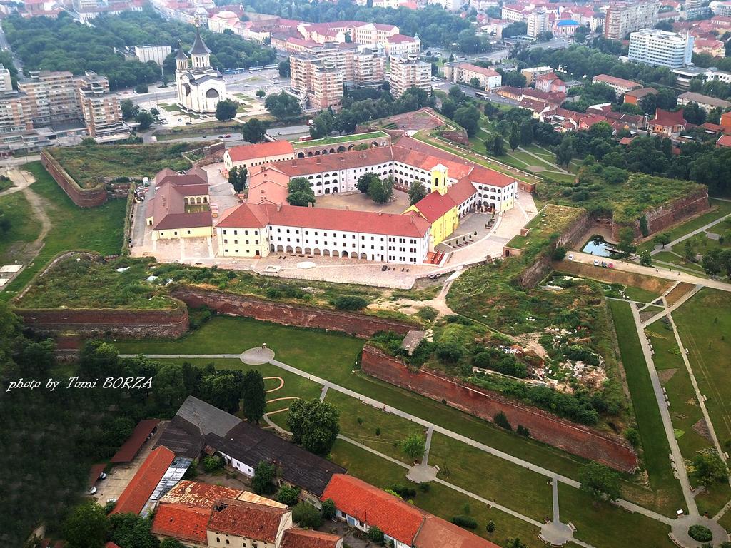 Apartament In Vila Secession Apartment Oradea Exterior photo